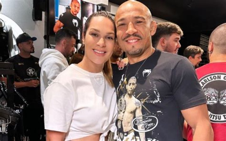 Jose Aldo’s Wife Vivianne Aldo Is Also a Fighter & They Met When Jose Lived in the Favela