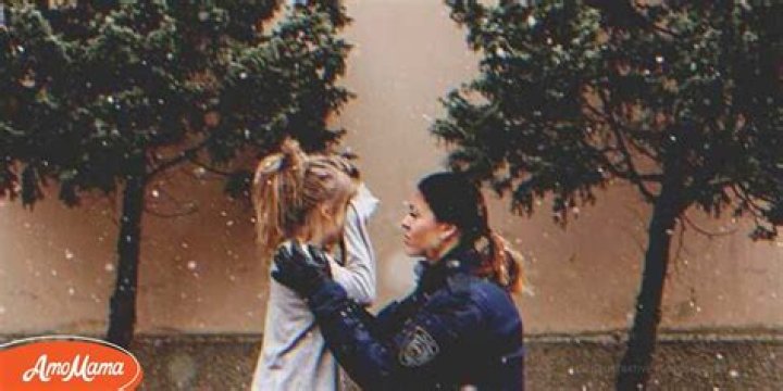 'Mommy Doesn’t Wake up All Day' Crying Girl Calls 911, Later Becomes Cop’s Daughter – Story of the Day
