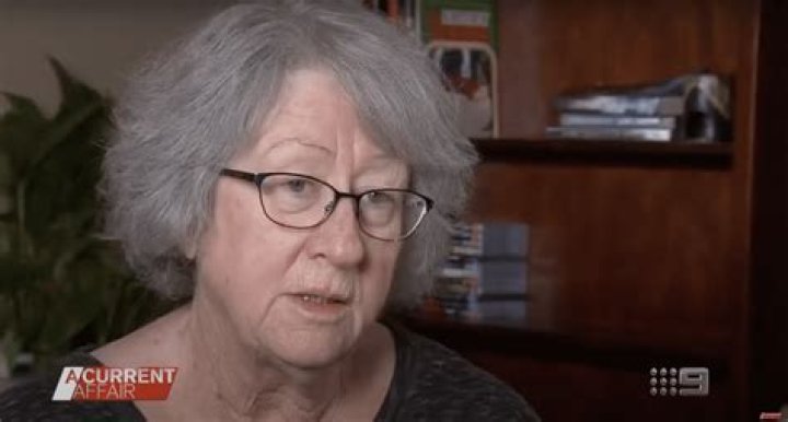 74-Year-Old Lady Gets Phone Call from Sick Millionaire and Finds Out She’s His Heir