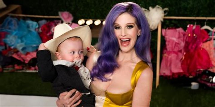 Annabelle Hawkins Is Taylor Hawkins' Daughter Who Wanted One of Dad's Songs to Be about Her