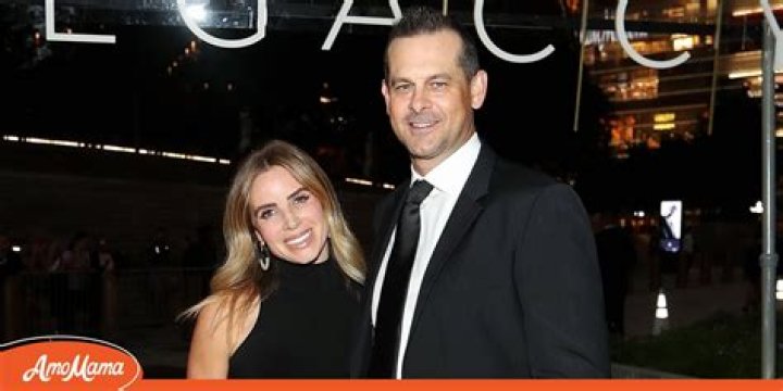 Aaron Boone's Wife Laura Cover Was a Model before Becoming a Mom of 4