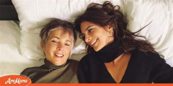 Emily Ratajkowski's Mother Kathleen Balgley Was Reportedly Obsessed with Her Daughter's Beauty