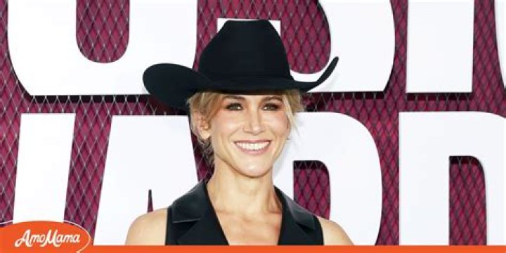 Jennifer Landon Stuns Posing in Black Leather Cowboy Outfit & Hat