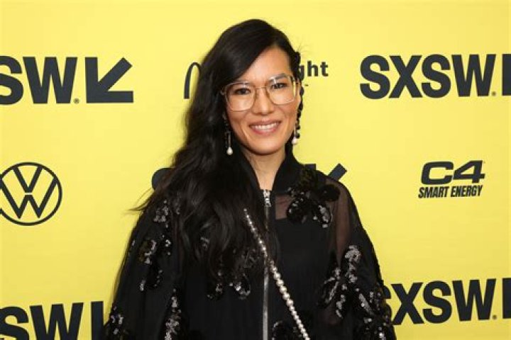 Nikki Hakuta & Her Sister Mari Hakuta – Facts about Ali Wong's Kids