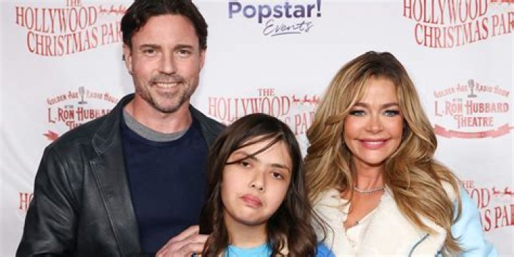 JVKE's Parents: A Pastor Father and Music Teacher Mother Who Collaborates with Her Son on TikTok