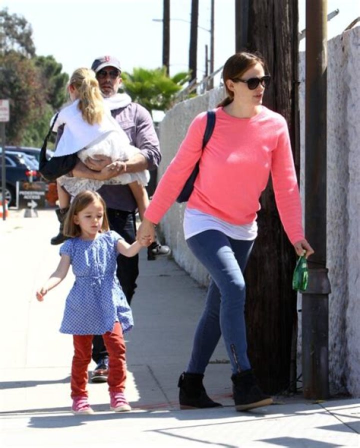 Jennifer Garner’s Daughter Seraphina, 14, Mocked for Holding Hands with J Lo’s Kid — A Close Look At Their PDA