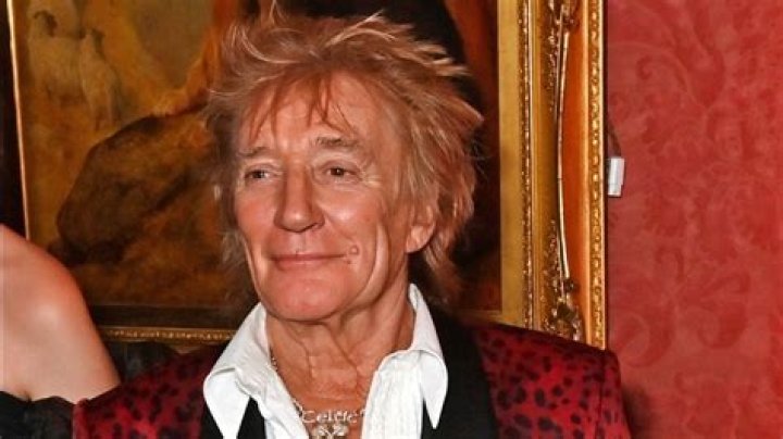 Rod Stewart Still Enjoys ‘Cup of Tea in Bed’ with Wife of 15 Years: Their Romance after He Fought Cancer