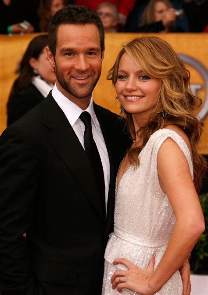 Becki Newton & Her Husband Chris Diamantopoulos Are Raising Four Kids