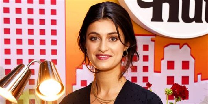 Anya Chalotra & Plastic Surgery: The Actress Finds Yennefer’s Choice of Transformation Brutal and Has Her Own Beauty Routine