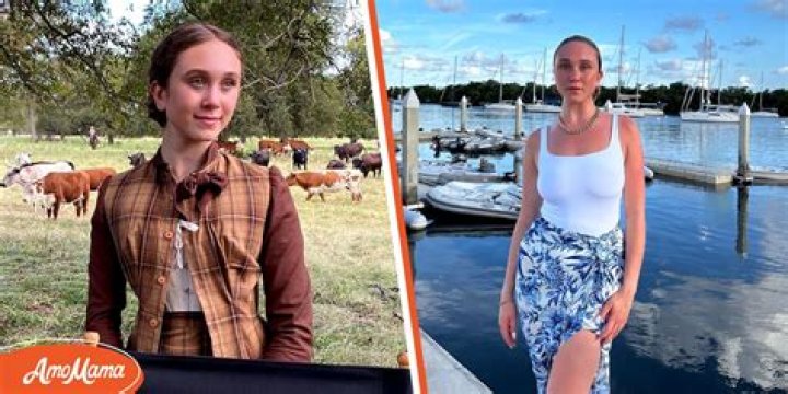 'The Perfect Face': '1883' Actress Emma Malouff Showered with Compliments Wearing a Tank Top and High Cut Skirt