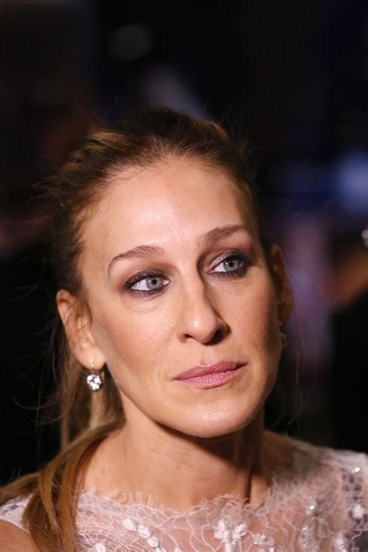 Sarah Jessica Parker Prefers 3 Step Beauty Routine over 10-Step Skincare - Inside Her Tips and Hacks