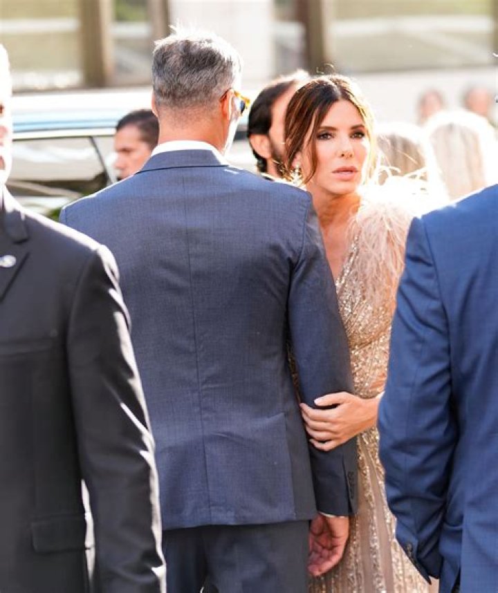Sandra Bullock to Bid Last Goodbye to Her Partner at Their 'Special Place' — Funeral Details Revealed