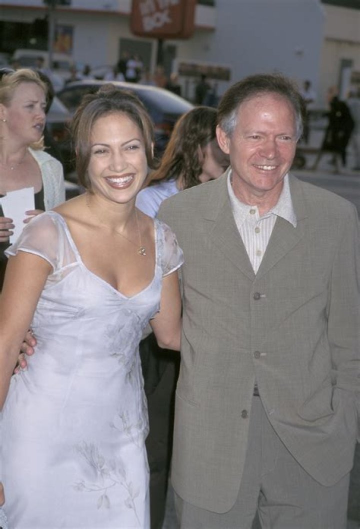 JLo Gets Drivers Fired for Looking at Her and Reclaims Tips From Servers — Times She Reportedly Showed Diva Side