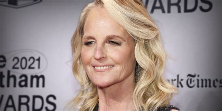 Helen Hunt Shared New Makeup-Free Photo: At 60, Fans Accused Her of Having Undergone Plastic Surgery