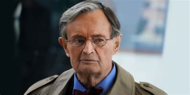 'NCIS' Star David McCallum Dies at 90 Surrounded by Family: 'True Renaissance Man'