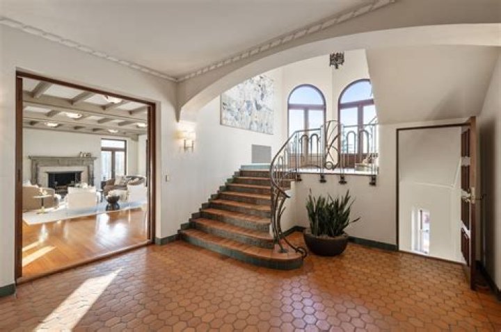 Inside Robin Williams' San Francisco Home Where His Son Wed on Late Actor's Birthday