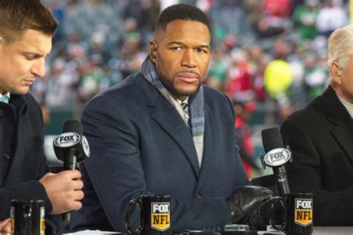 Michael Strahan Returns to ‘NFL Sunday' Though Not Yet to ‘GMA’ After 2-Week Absence