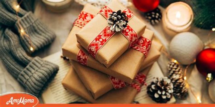 12 Gifts You Should Never Give on Christmas or Any Other Holiday