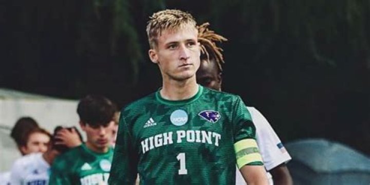 Man Finds Out He Has at Least 97 Kids, Spends Months Driving across Country to Meet Them