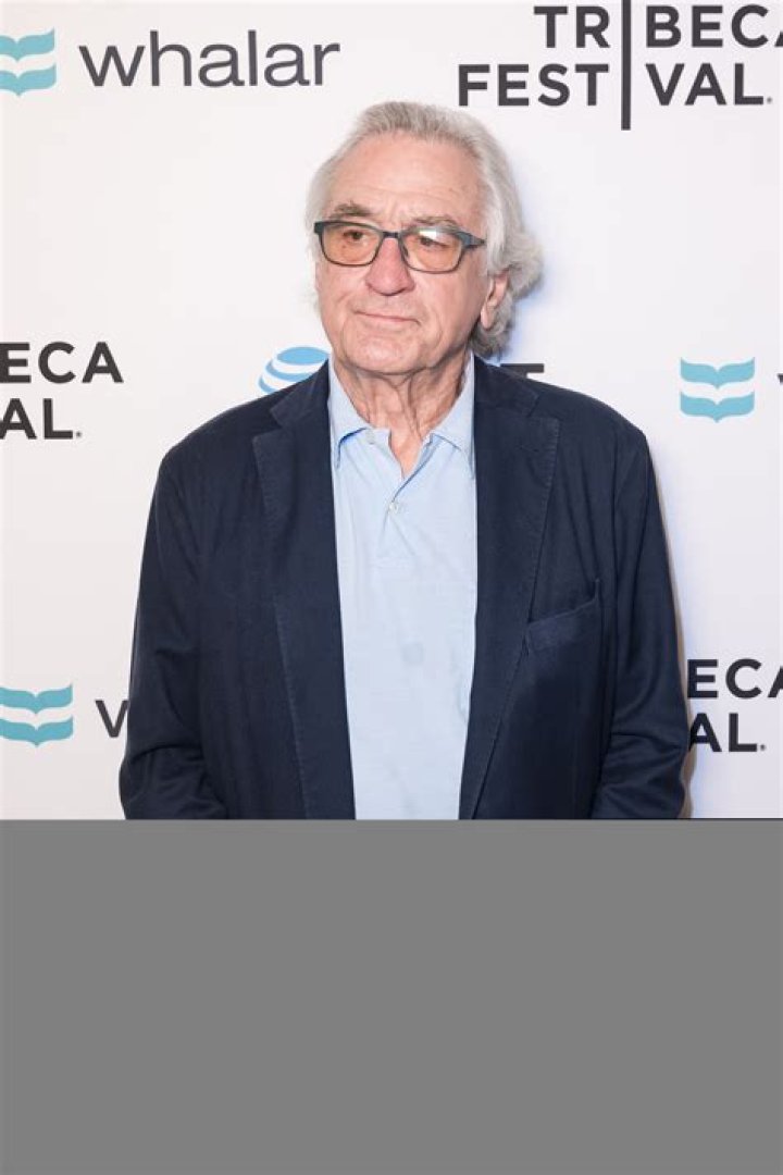 Robert De Niro, 80, Reveals Rare Photo with His Youngest Child Whose Appearance Sparks Mixed Reactions