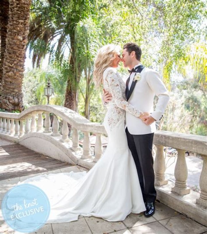  'DWTS' Emma Slater dazzles in a gorgeous wedding dress as she marries Sasha Farber
