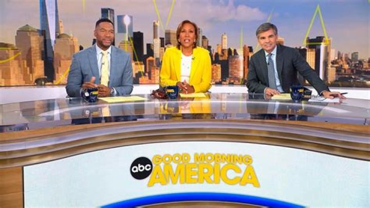 'Good Morning America' anchor stuns fans with the most adorable family photo