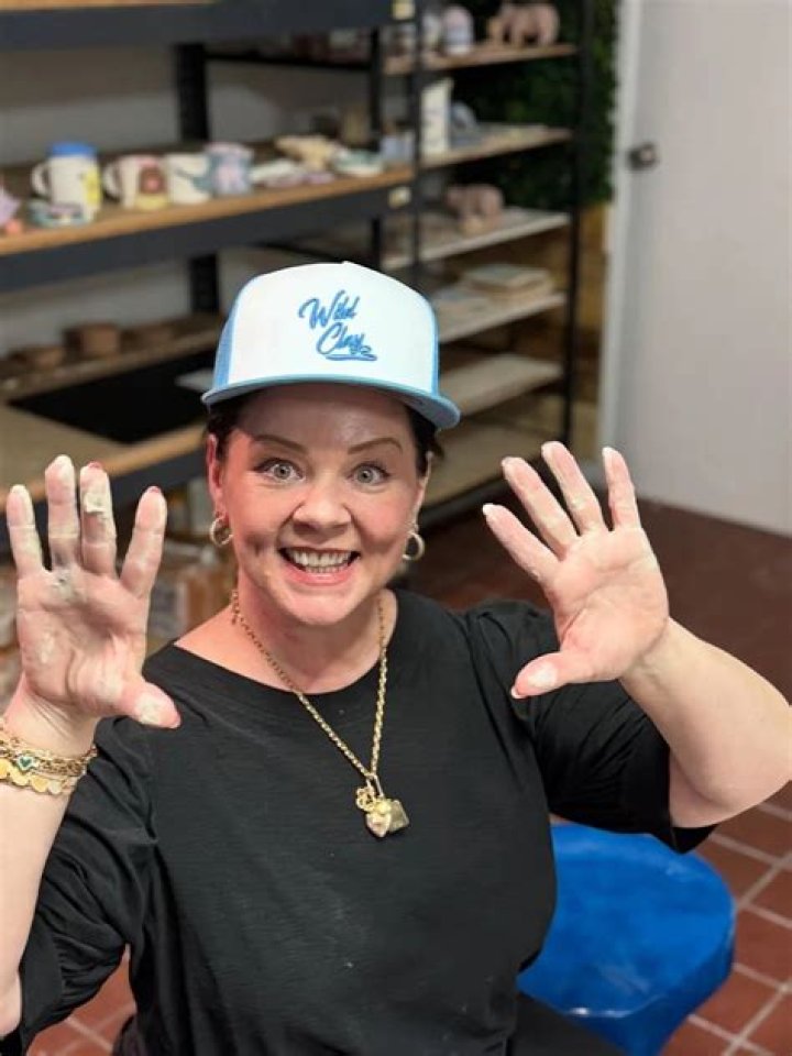 Melissa McCarthy posts new photo and she can’t be recognized after drastic weight loss