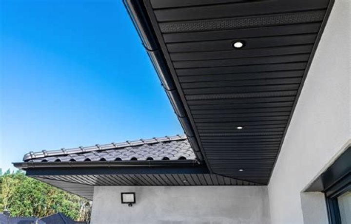 Eve's brother shares photo with her in white turban and denim jacket