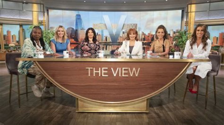 Sara Haines spends time with 'The View' co-hosts ahead of exit